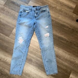 WHBM size 8 mid-rise girlfriend everyday soft